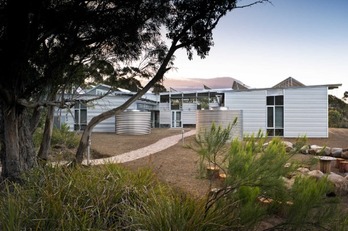 sustainability_learning_centre_mount_nelson_01.jpg