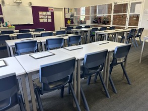 Classroom_Furniture_6.jpg