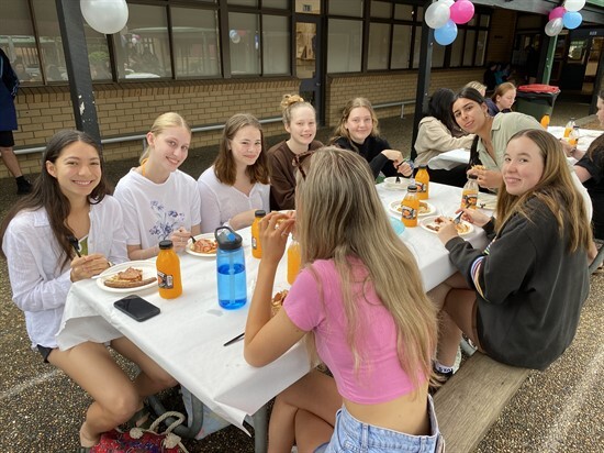 Year 12 Breakfast and Picnic (23)