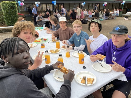 Year 12 Breakfast and Picnic (7)