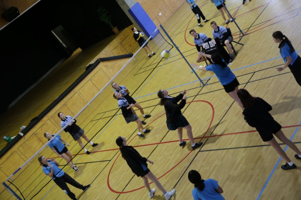 Lunchtime Volleyball T2W7 110620 (29)