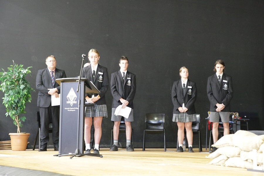 ANZAC Day Commorative Assembly 280421 (130)