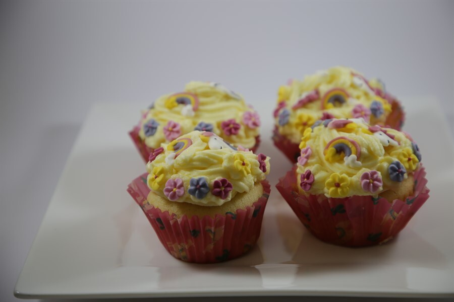Yr9 Food Tech Cup cakes DW 130820 (32)