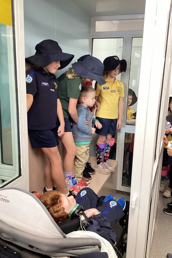 Yr 3s at Northam Police Station June 14 - 2023 (6)