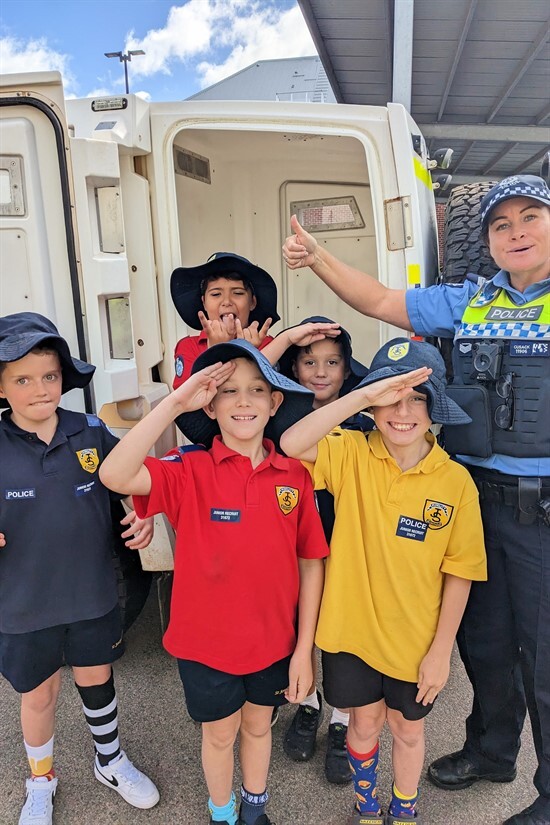 Yr 3s at Northam Police Station June 14 - 2023 (22)