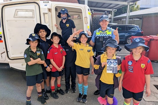 Yr 3s at Northam Police Station June 14 - 2023 (23)