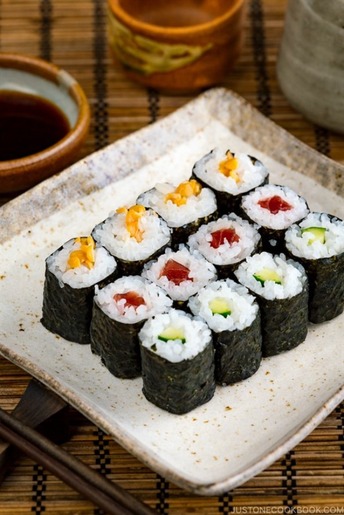 Sushi_Rolls.jpg