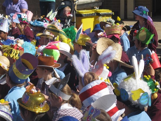 2009 Easter bonnet